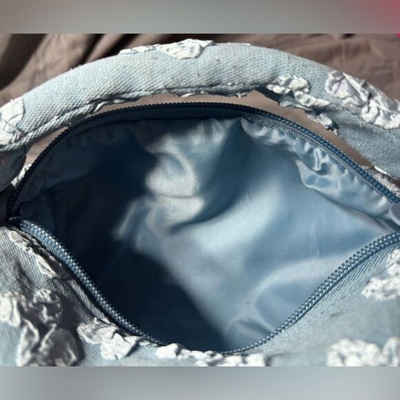 Floral Embellished Blue Fabric Ulta Beauty Cosmetics Bag See Pics for Measuremen - Picture 6 of 9